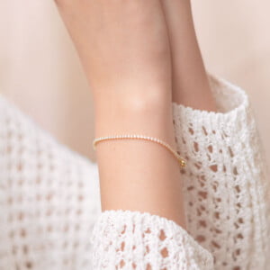 Pulsera-circones-infinitos-enchape-en-oro-details