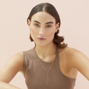 Collar-lariat-mini-circones-blancos-colgantes-enchape-en-oro-06-N-031001-G