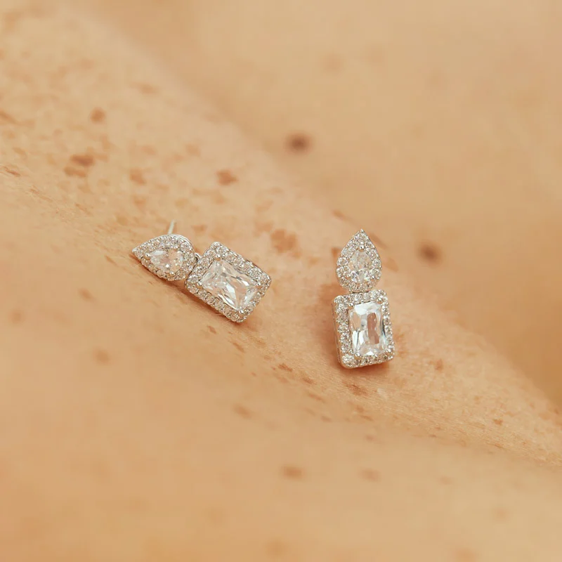 Aretes-gota-+-princesa-circones-cristal-enchape-en-rodio-11-E-032102-S